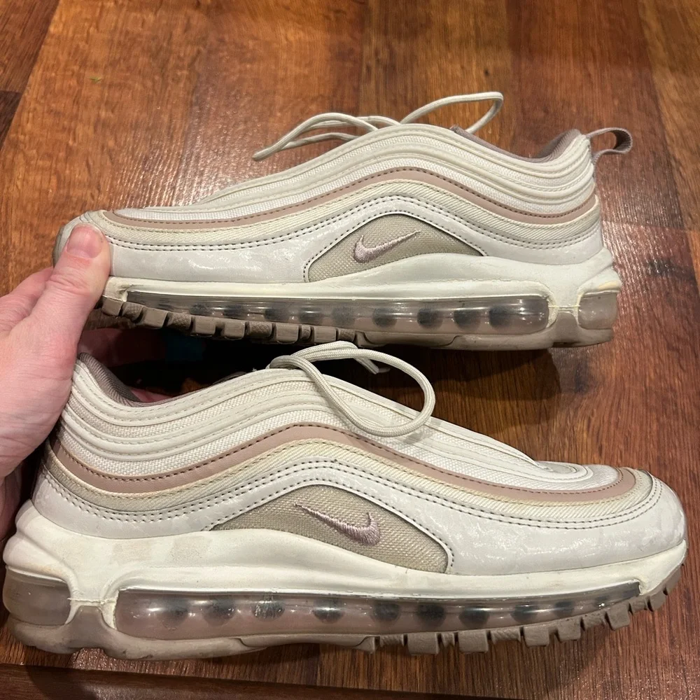 Nike Air Max 97 Barley Rose Low Top Lace Up Size 7 Athletic Running Sneakers